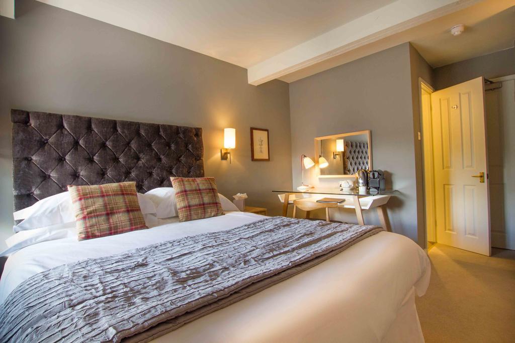 Hotel Crown & Punchbowl Milton  Zewnętrze zdjęcie